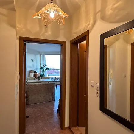Cozy With 2 Bedrooms And Sea View Apartment