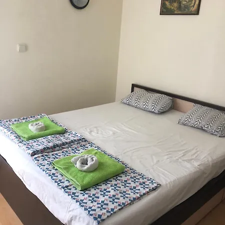 Cozy With 2 Bedrooms And Sea View Daire *